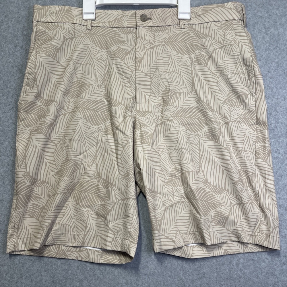 WALTER HAGEN Perfect 11 MEN'S Golf 10" SHORTS SIZE: 38 Leaves Print Khaki
